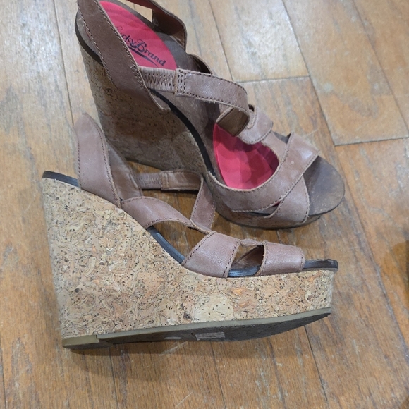 Lucky Brand Women's Brown Cork Wedge Sandals - Picture 2 of 3
